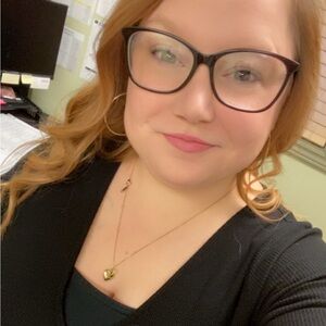 Meet your Posher, Caroline